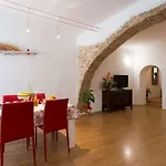 Casa Principe Open Space Wifi Ac All Comforts